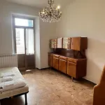 Amin\'S B&B